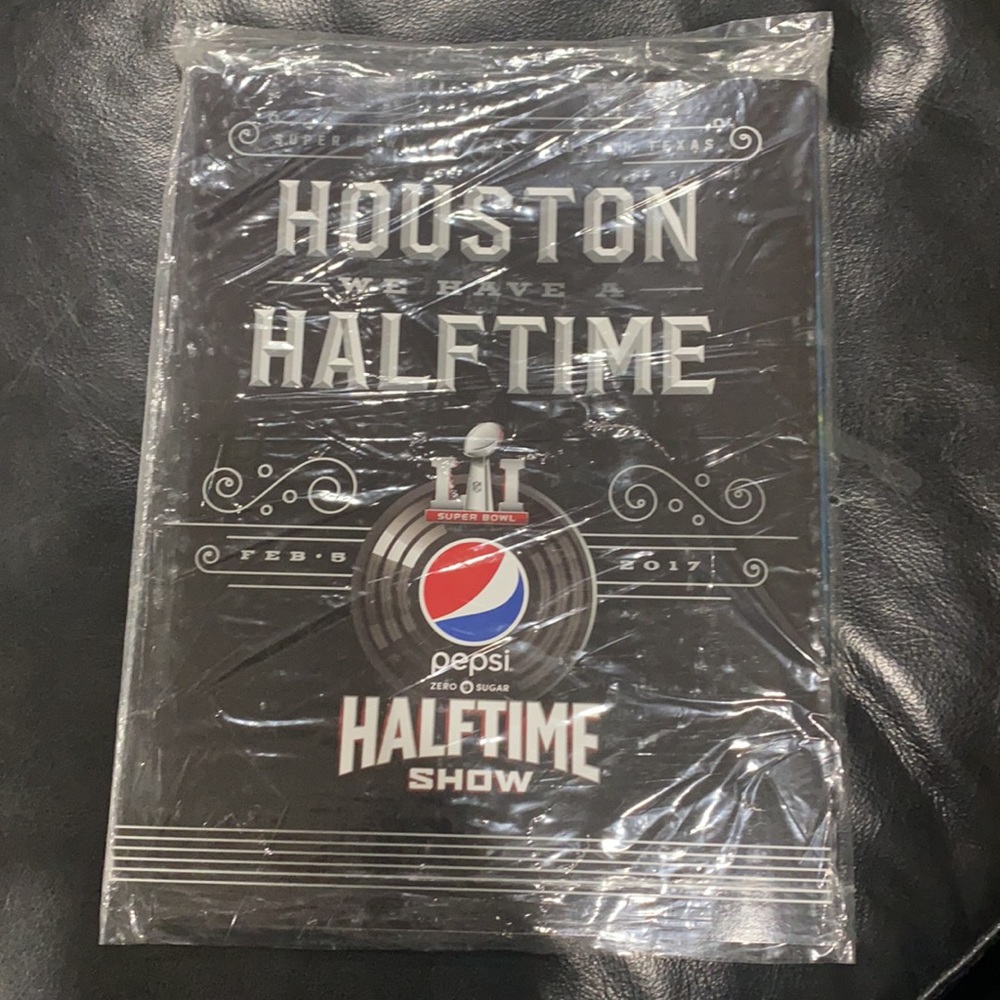 Super Bowl LI Official Game Program - Picture 2 of 3